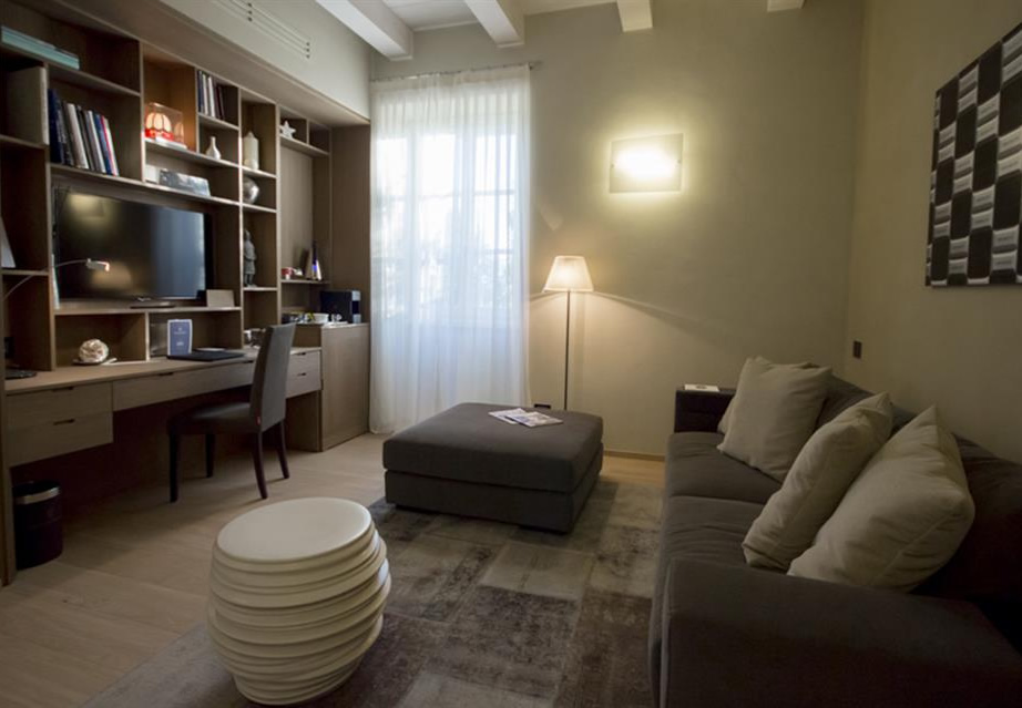 Mussi contract project: Relais San Maurizio room interiors